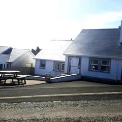 3BedHouse-Ballyliffin-NearBeach-GolfCourses nearby