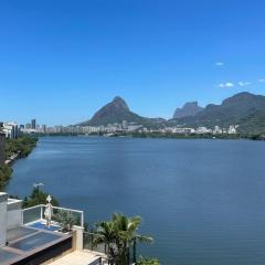 Ótimo apartamento com vista para a Lagoa