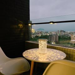漫遊文旅溫泉宅一山海景觀陽台房一晚上7點入住一晚進晚退-21小時睡飽飽方案