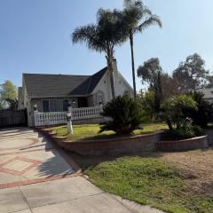 Hilltop Retreat North of Kenneth Rd