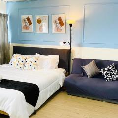 Impact Arena Condo TwoTone By GoodRoom24