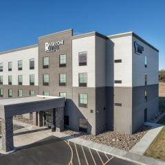 Riverstone Suites by Cobblestone Hotels - Chippewa Falls