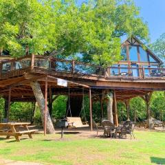 Waterfront Sweet Medicine Treehouse