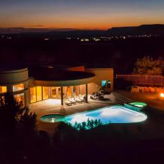 Spectacular Home With Private Pool And Spa And Million Dollar Views