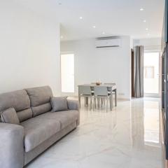 2 bedroom apartment in gudja