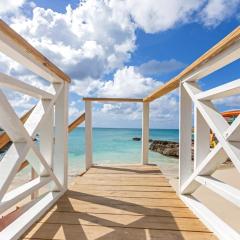 Maho Beach House Studio with Oceanview, 4th Floor
