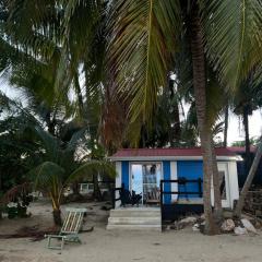 Dove Escapes - beach front One bdrm Cabana
