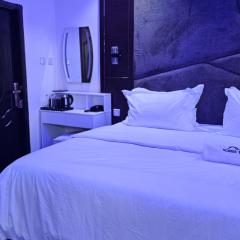 Number Ten by Scarborough - Luxury Serviced Apartments, Asaba