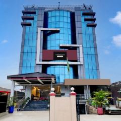 Super Townhouse Hatigaon Near Medicity Formerly Hotel Grand Majesty