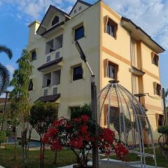 Goldenville