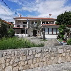 Apartments Mare Jadranovo
