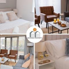 PARKING & GAMES City Centre Sleeps 6