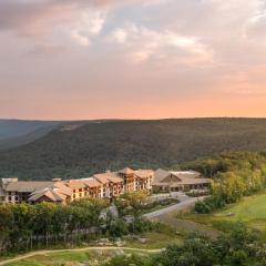 Cloudland at McLemore Resort Lookout Mountain, Curio by Hilton