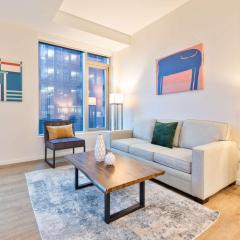 Luxury Apt Heart of Seaport