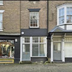 Dorchester Town Centre Entire Apartment