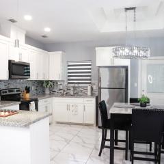 2Bd Modern Home In Gated Community