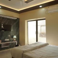 Classy5 Guest House