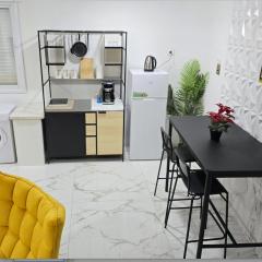 Beautiful Apartment in Ramat Gan next to SHEBA Hospital