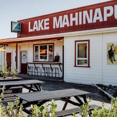 Lake Mahinapua Hotel