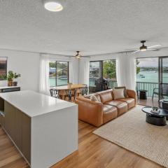 Ali's Waterfront Escape - Relaxing Getaway, Near Kirra Beach