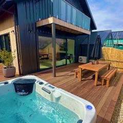 Remarkable View with Outdoor Hot Tub