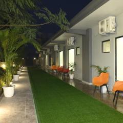 Trisaa Resort & Banquets
