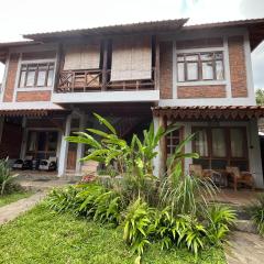 Saka Homestay Boutique & Cafe