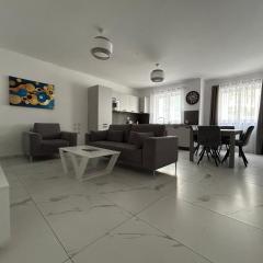 Sliema 3BR 3Bath Apartment 17