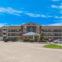 Suburban Studios Biloxi North Area
