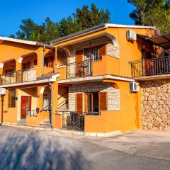 2 Bedroom Amazing Apartment In Modric