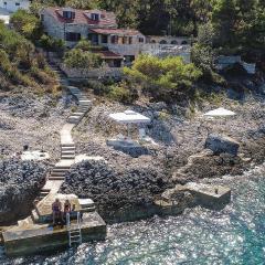 Gorgeous Home In Prigradica With Wifi