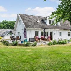 5 Bedroom Pet Friendly Home In Nibe