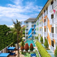 Bliss Surfer Hotel by Tritama Hospitality