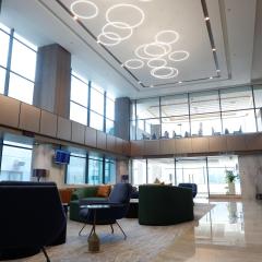 Grand Anara Airport Hotel