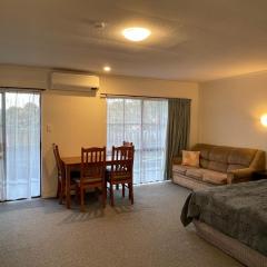 Cherry Court Motor Lodge