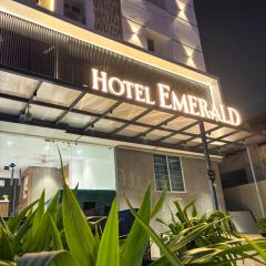 Hotel Emerald