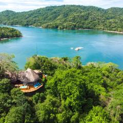 Isla Chiquita Glamping Hotel