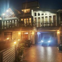 Samanbha Guest House