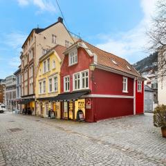 Marken Townhouse NEW 2025
