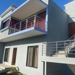 Esthas Lodge