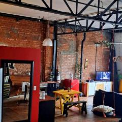 Pet-friendly City Loft Apartment