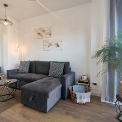 Apartamento con garaje y piscina