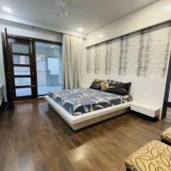 HomiStay Luxury Three Bhk