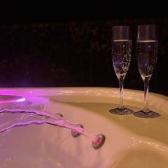 Zen Retreat met jacuzzi