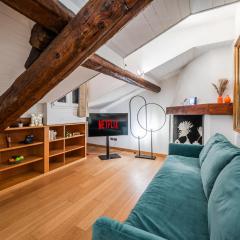 tHE Mirror Attic - Moscova Brera Milano
