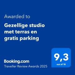 Gezellige studio met terras en gratis parking