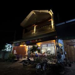 Dary's Village Guesthouse & Restaurant