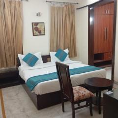 Hotel Royal India - DLF Phase 2
