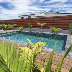 VILLA BELLEVUE classée 5 Étoiles - Villa 8 pers avec piscine chauffée à 8 min de l'aéroport de ST DENIS de la Réunion