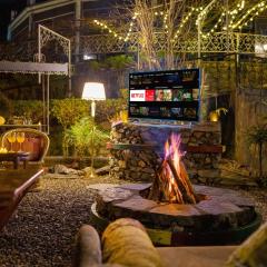 ELIVAAS Zephyr - Luxury cottages near Kempty Falls